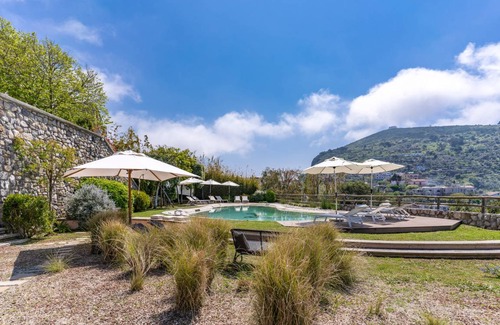 Termini Villa | 500 m² Villa ∙ 6 bedrooms ∙ 12 guests