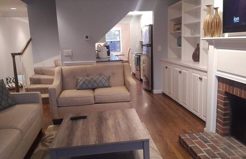 Portsmouth House | 500 market st · Ocean Bay View In Town Fireplace 2 level Townhouse
