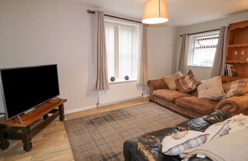 Carnlough Cottage | 51 HIGH STREET, pet friendly, country holiday cottage in Carnlough