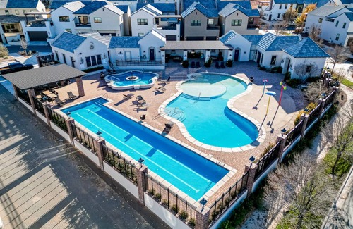 Hurricane House | 511 m² House ∙ 7 bedrooms ∙ 32 guests