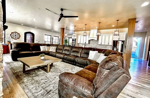 Hurricane House | 511 m² House ∙ 7 bedrooms ∙ 32 guests