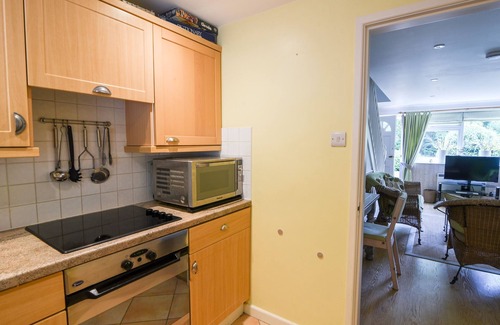 Charmouth Cottage | 52 FERNHILL HEIGHTS, pet friendly, with a garden in Charmouth
