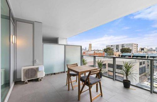 Prahran Apartment | 52 m² Apartment ∙ 1 bedroom ∙ 2 guests
