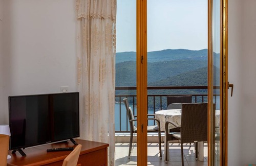 Rabac Apartment | 52 m² Apartment ∙ 2 bedrooms ∙ 5 guests