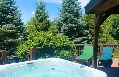 Port Jervis House | 53 ACRE Paradise in the Sky w/ Endless Views!