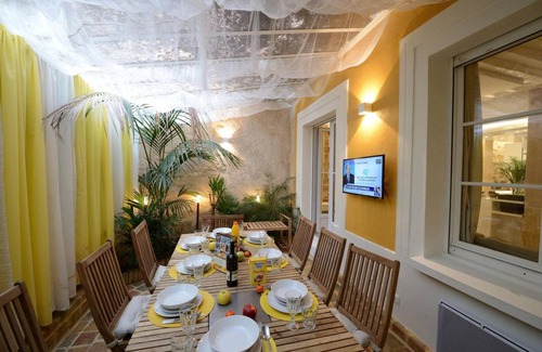 3rd Arrondissement Apartment | 53 m² Apartment ∙ 1 bedroom ∙ 6 guests