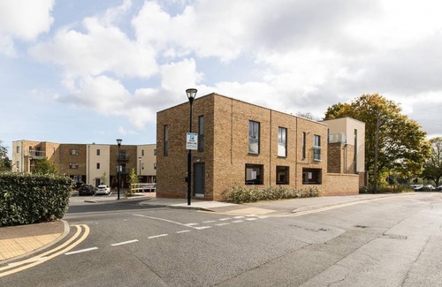 Hemel Hempstead Apartment | 53 m² Apartment ∙ 2 bedrooms ∙ 6 guests