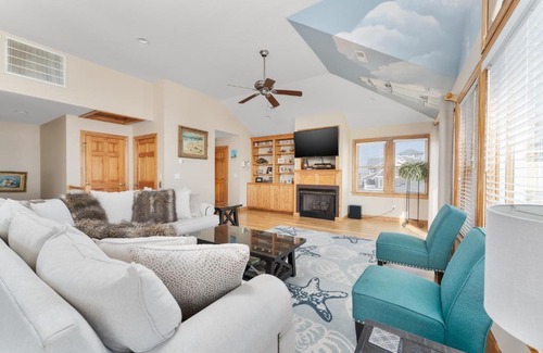 Nags Head House | 5514 - Sisterly Love by Resort Realty