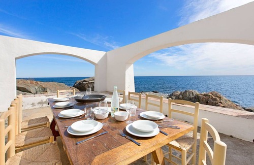 Calella de Palafrugell Villa | 556 m² Villa ∙ 6 bedrooms ∙ 12 guests