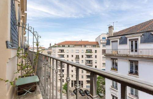 Saint Michel - Mairie Apartment | 56 m² Apartment ∙ 1 bedroom ∙ 4 guests