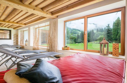 Bad Kleinkirchheim Hotel | 56 m² Hotel ∙ 2 bedrooms ∙ 4 guests