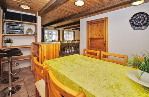 Logstor House | 588 m² House ∙ 6 bedrooms ∙ 20 guests