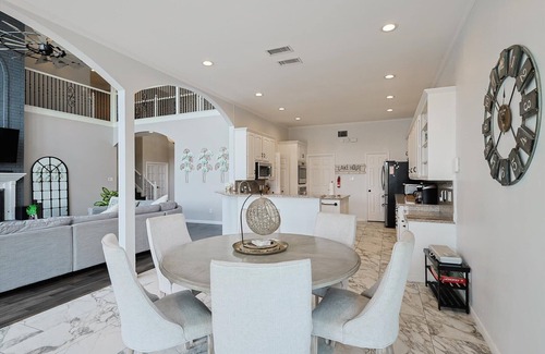 Rowlett House | 5BD Lakefront Home | Lake Ray Hubbard (30+ Nights)