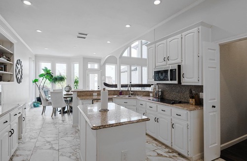 Rowlett House | 5BD Lakefront Home | Lake Ray Hubbard (30+ Nights)