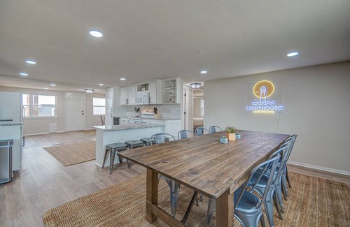 Kingston House | 5Bdrm Local Boat Ramp Pool Table PetsCon