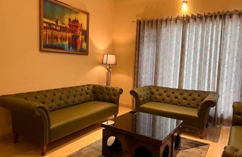 Ranjit Avenue Villa | 5BHK Home Away from Home at Ranjit Avenue Amritsar