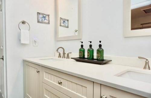 East Arlington House | 5BR House - Pool - Hot Tub - 8 Min to Hannah Park