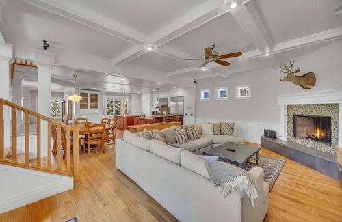 Downtown Park City House | 5BR Park City Retreat | Hot Tub, Walk to Main St!