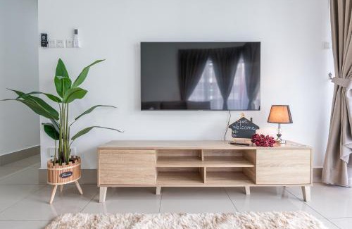 Salak South Apartment | 5min to KL TRX Bukit Bintang for 6paxs