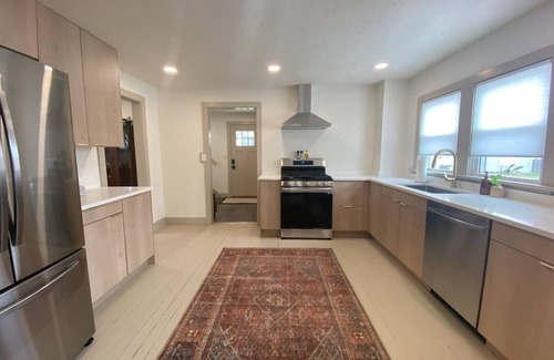 Fairport Harbor House | 5th St Getaway · Totally renovated large family getaway! King bed