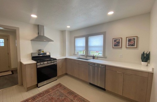 Fairport Harbor House | 5th St Getaway · Totally renovated large family getaway! King bed