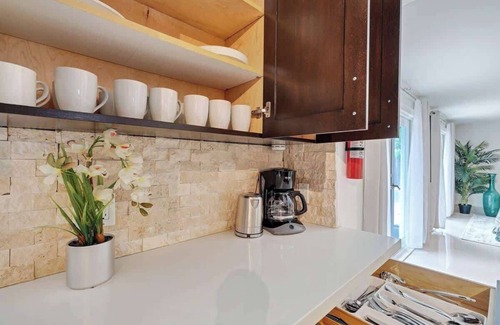 Harbor Beach House | 6 BDRM Paradise - Steps to Ocean