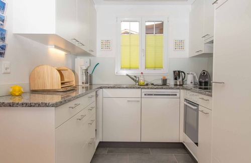 Adelboden Apartment | 6 bed apartment, located in a quiet area.