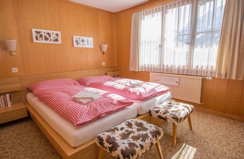 Adelboden Apartment | 6 bed apartment, located in a quiet area.