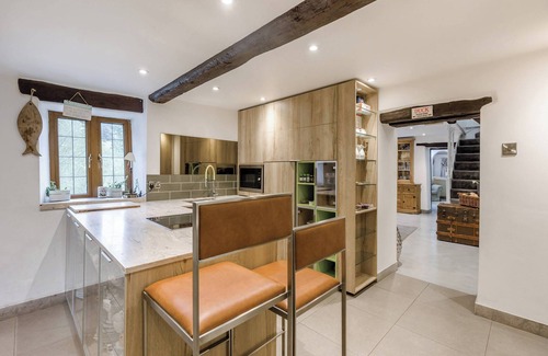 Billingsley Cottage | 6 bedroom accommodation in Highley, near Bridgenorth