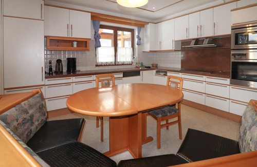 Gosau House | 6 bedroom accommodation in Gosau