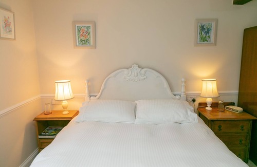 Grittleton Bed & Breakfast | 6 Bedroom B&B, 5 miles from Badminton Horse Trials