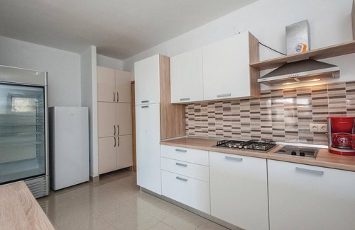 Sevid House | 6 bedroom gorgeous home in Sevid