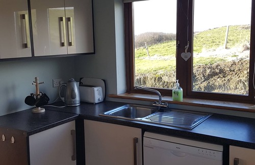 Ardnatrush House | 6 bedroom house over looking cunnamore bay