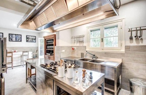 Pieve a Nievole Villa | 6 bedroom Lucca villa