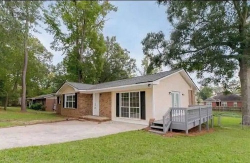 Centerville House | (6 Beds)Southern Timeless Ranch by WRAFB/Mall/Park