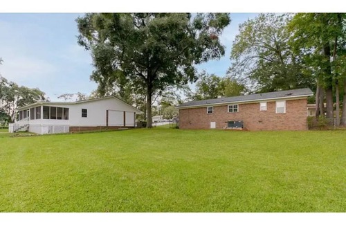 Centerville House | (6 Beds)Southern Timeless Ranch by WRAFB/Mall/Park