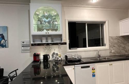 Sandy Bay House | 6-BR house in prime location with fantastic views