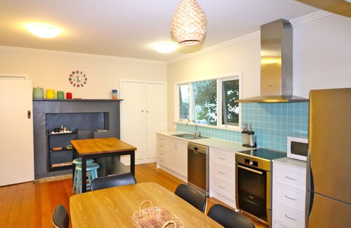 Mallacoota House | 6 Broome Street, Mallacoota