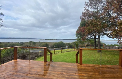 Mallacoota House | 6 Broome Street, Mallacoota