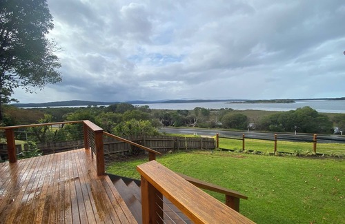 Mallacoota House | 6 Broome Street, Mallacoota