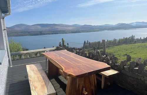 Blackwater Bridge House | 6 Ensuite Bedrooms-Sleeps 12-Garden-Sea & Mtn View