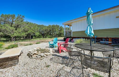 Copperas Cove House | 6 Mi to Topsey Exotic Ranch Retreat on 12 Acres!