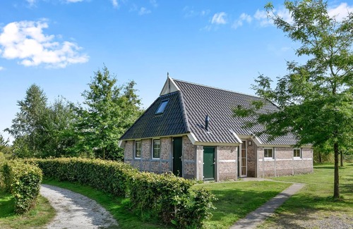 Witteveen House | 6-person bungalow in the holiday park Landal Orveltermarke