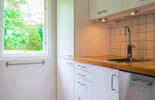 Ljungskile House | 6 person holiday home in LJUNGSKILE-By Traum