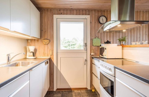Henne Strand House | 6 person holiday home in Henne