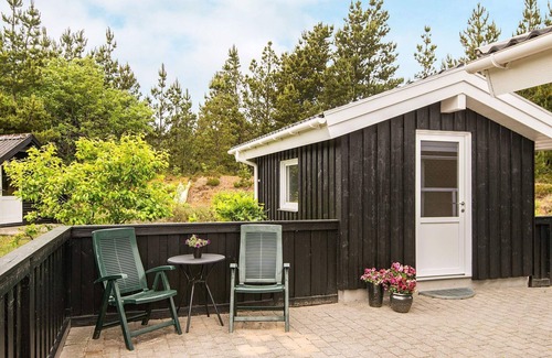 Henne House | 6 person holiday home in Henne
