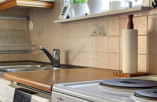 Hjo House | 6 person holiday home in HJO