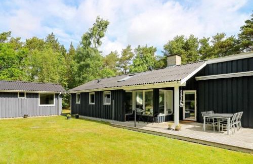 Helberskov Strand House | 6 person holiday home in Hadsund-By Traum