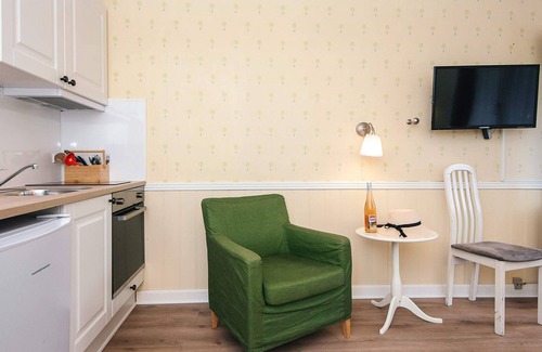 Sønderstrand House | 6 Person Holiday Park Home in Romo