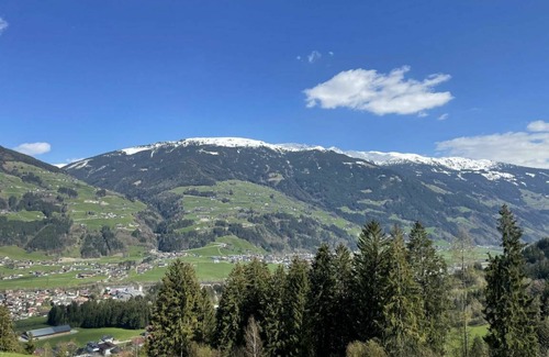 Ried im Zillertal Apartment | 60 m² Apartment ∙ 1 bedroom ∙ 3 guests